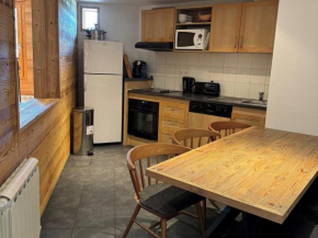 Appartement 3ch · 70m² · Ski aux pieds · Piscine · Animaux admis - FR-1-181-2816
